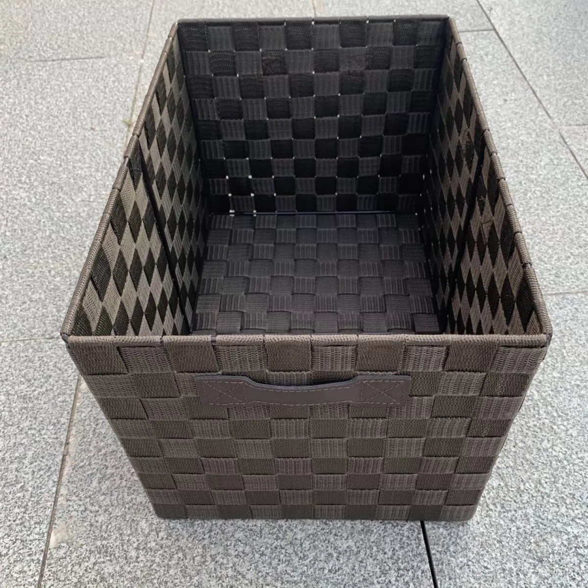 Panier de rangement 38 x 28 x 30 cm en polypropylène tressé brun avec poignées