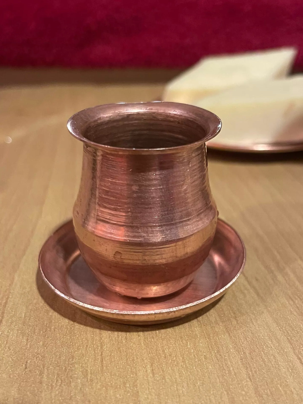 Tasse à café avec soucoupe 100 ml en cuivre brun style artisanal